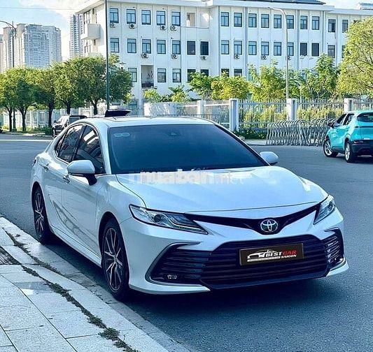 Toyota Camry 2.0Q 2022 - 33000 km
