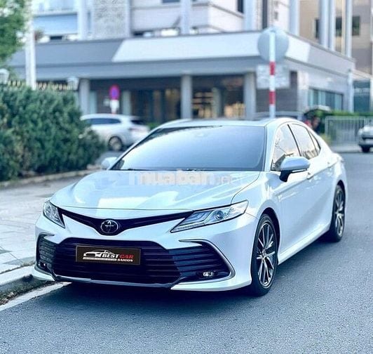 Toyota Camry 2.0Q 2022 - 33000 km