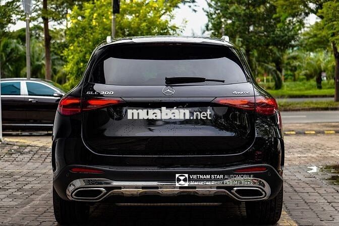 Mercedes-Benz GLC300 4Matic