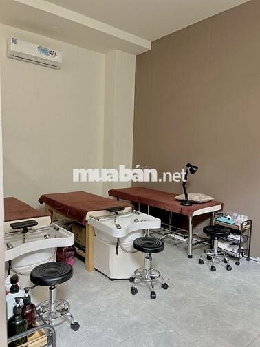 SANG NHƯỢNG TIỆM NAIL MI GỘI TẠI QUẬN 7 – 85 TRIỆU