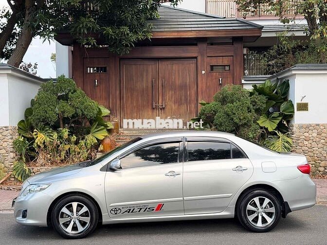 Toyota Corolla Altis 2009 1.8AT Bạc