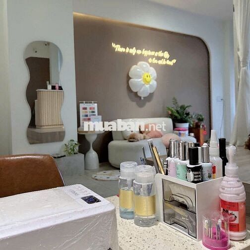 SANG NHƯỢNG TIỆM NAIL MI GỘI TẠI QUẬN 7 – 85 TRIỆU