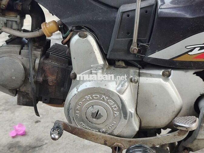 Honda Dream II Đen