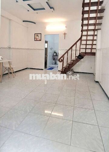 Nhà trung tâm Phú Nhuận .1trêt 1 lầu
