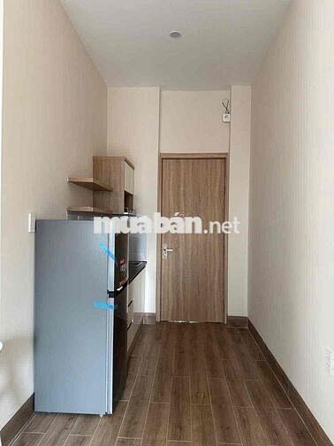 Cho Thuê Căn Hộ Studio Ban công ( Mới như hình ) Thang máy