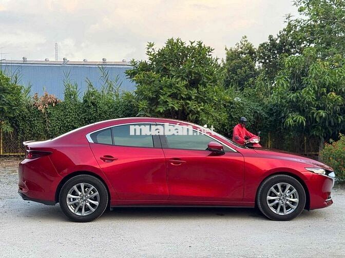 Mazda 3 Luxury 2024 Đỏ 18.700km