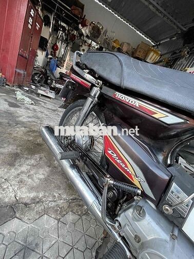 Honda Dream Thái Trắng Đen Đã sử dụng