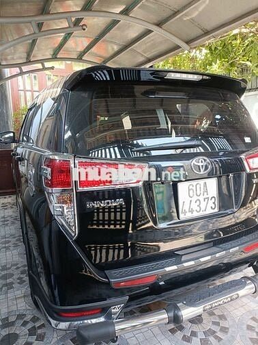 Toyota Innova Venture 2018 Đen 33505 km