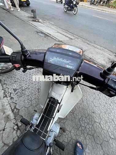 Honda Dream Thái Trắng Đen Đã sử dụng