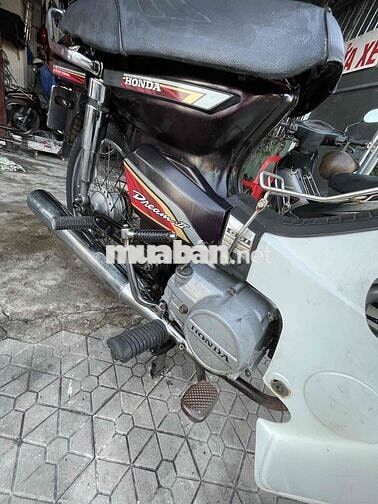 Honda Dream Thái Trắng Đen Đã sử dụng