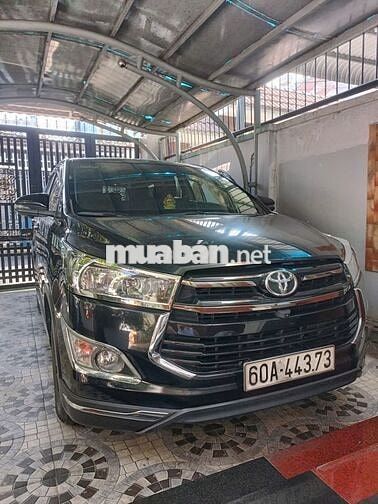 Toyota Innova Venture 2018 Đen 33505 km