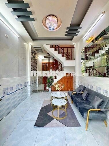 nhà mặt tiền hẻm TTH20 full nội thất 2 lầu 3pn giá 2ty090