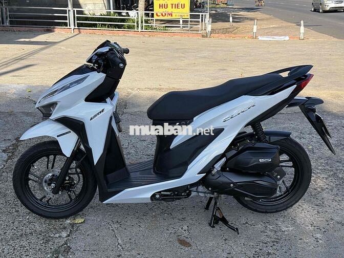 Honda Vario 150 Trắng