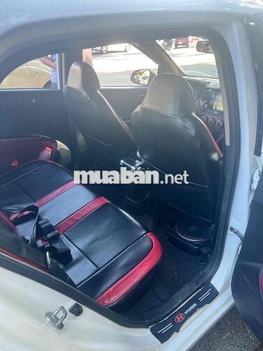Hyundai i10 Trắng 150.000km