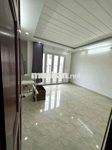 Mặt tiền đs 9 2pn3wc 52m2 Phường 9
