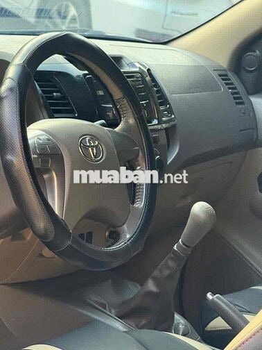 Toyota Fortuner 2014 Bạc
