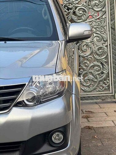 Toyota Fortuner 2014 Bạc