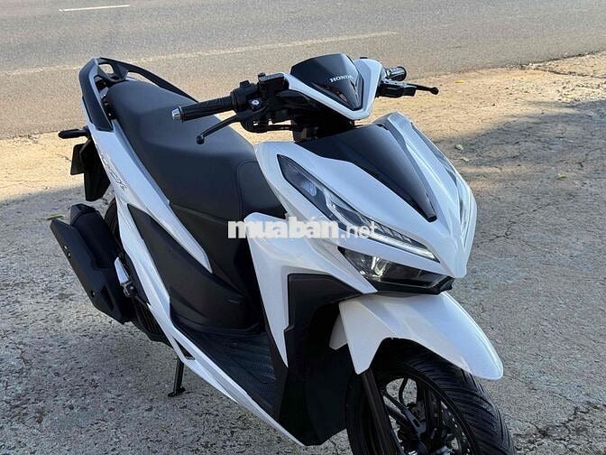 Honda Vario 150 Trắng