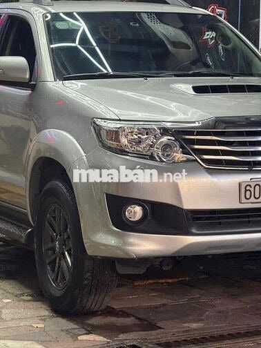 Toyota Fortuner 2014 Bạc