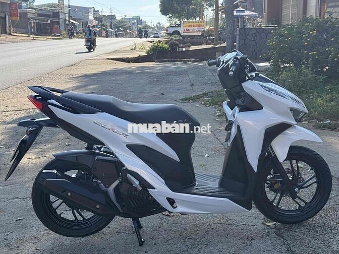Honda Vario 150 Trắng