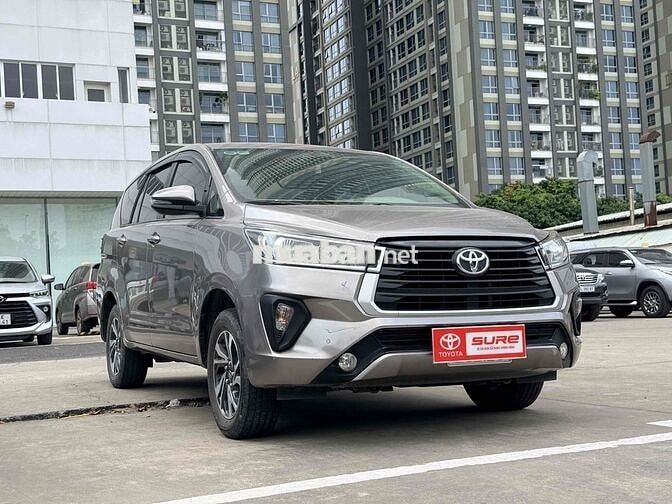 Toyota Innova 2022 2.0E - màu Đồng - Xe Tại Hãng