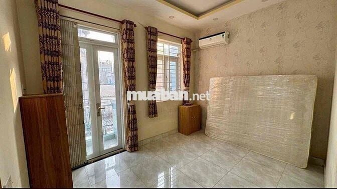 Cho thuê nhà nguyên căn Hẻm 2174 Huỳnh Tấn Phát 4 PN