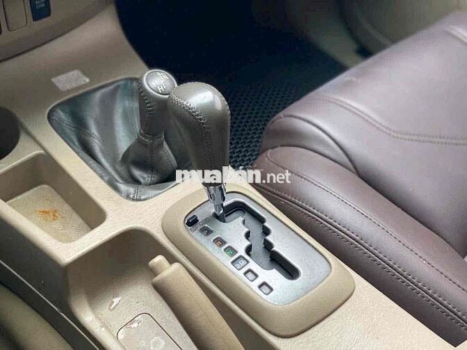 Toyota Fortuner 2009 2.7V Xám