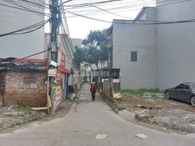 Bán đất tại Tổ 12 Thạch Bàn Long Biên 130m2 , sổ đỏ chính chủ miễn TG