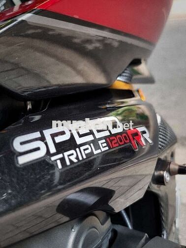 Triumph Speed Triple 1200RR Đỏ