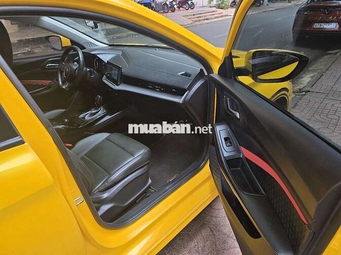 MG5 2022 Luxury Vàng