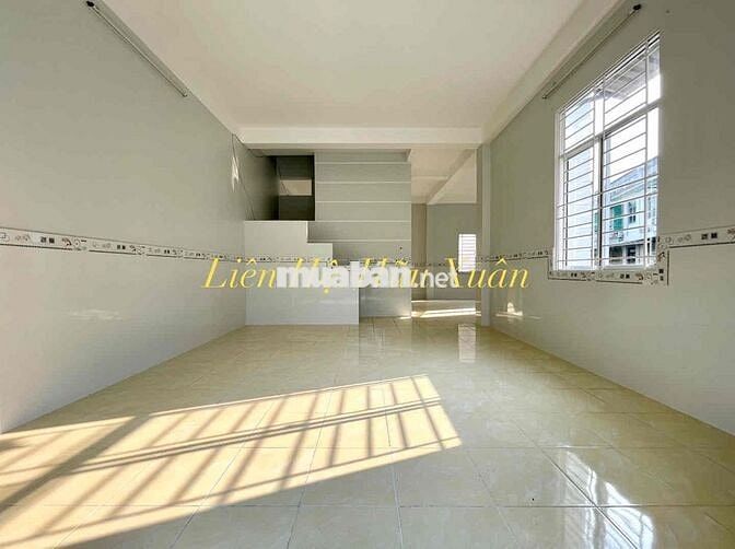 Cho Thuê Nhà Góc 1 Trệt 1 Lầu Lộ Xe Ô Tô Gần Bến Xe Cần Thơ ~ 3km