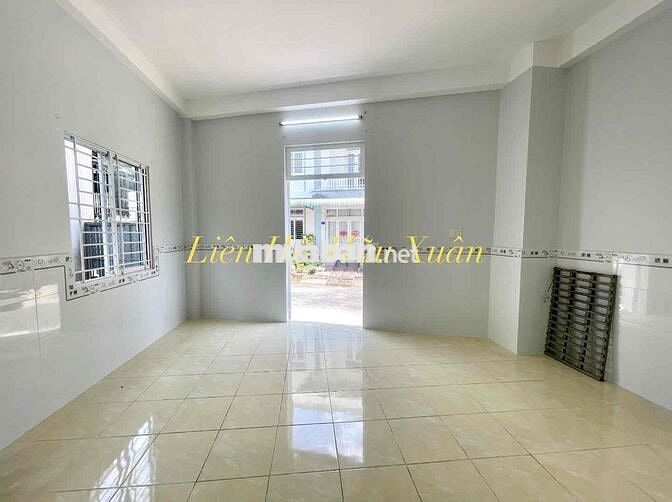 Cho Thuê Nhà Góc 1 Trệt 1 Lầu Lộ Xe Ô Tô Gần Bến Xe Cần Thơ ~ 3km
