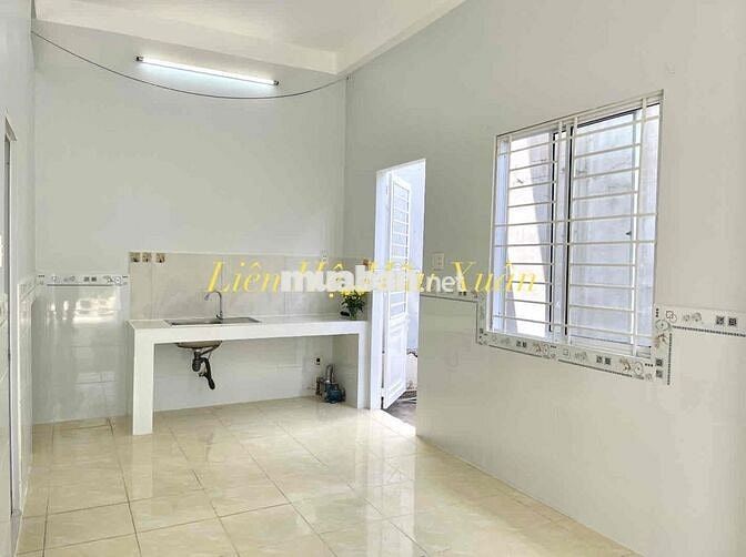 Cho Thuê Nhà Góc 1 Trệt 1 Lầu Lộ Xe Ô Tô Gần Bến Xe Cần Thơ ~ 3km