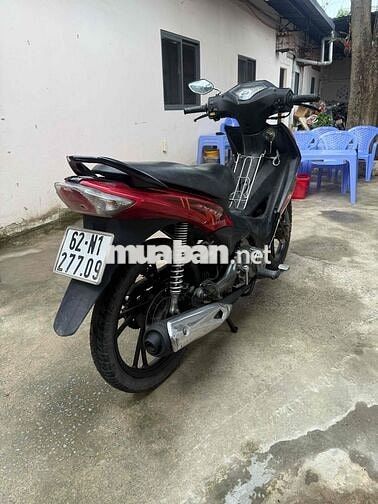 Suzuki Sport Đỏ đen