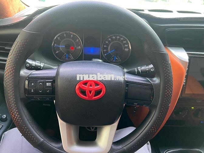 Toyota Fortuner 2017 Bạc Số sàn