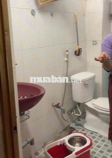 Cho thuê nhà 1 trệt 1 lầu có 3PN phường bửu hòa