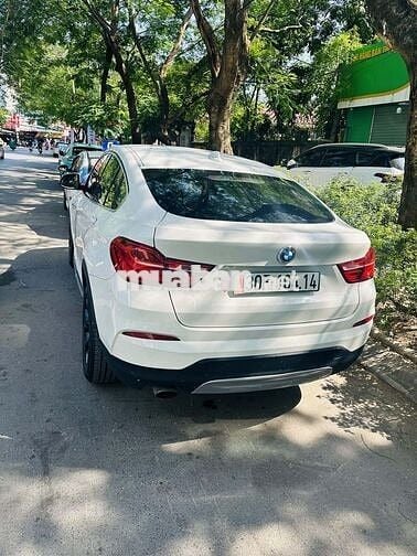 BMW 2017 Trắng 12 vạn