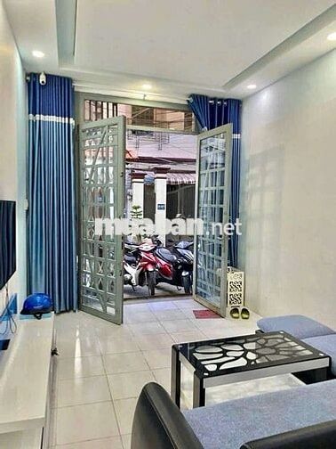 Cho Thuê Nhà 1 Trệt 2 Lầu 3PN 3WC Hẻm 861 Trần Xuân Soạn