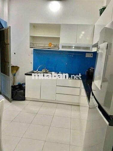 Cho Thuê Nhà 1 Trệt 2 Lầu 3PN 3WC Hẻm 861 Trần Xuân Soạn