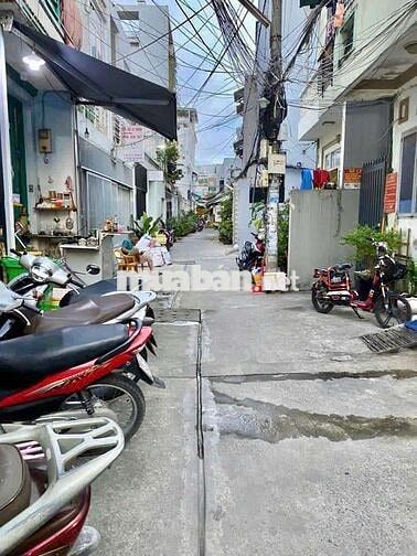 Cho Thuê Nhà 1 Trệt 2 Lầu 3PN 3WC Hẻm 861 Trần Xuân Soạn