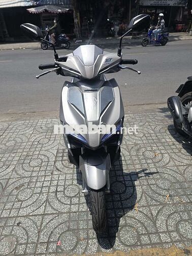 Ab 2016.máy zin,xe đẹp.BS:71B3-10243.full CN