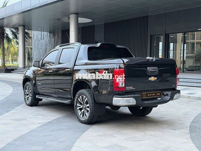 Chevrolet Colorado 2017 2.8LTZ 4x4 AT rẻ bèo 350tr