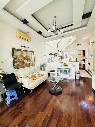 Mặt tiền cư xứ Phú Lâm A trục chính 4x20 5 tầng