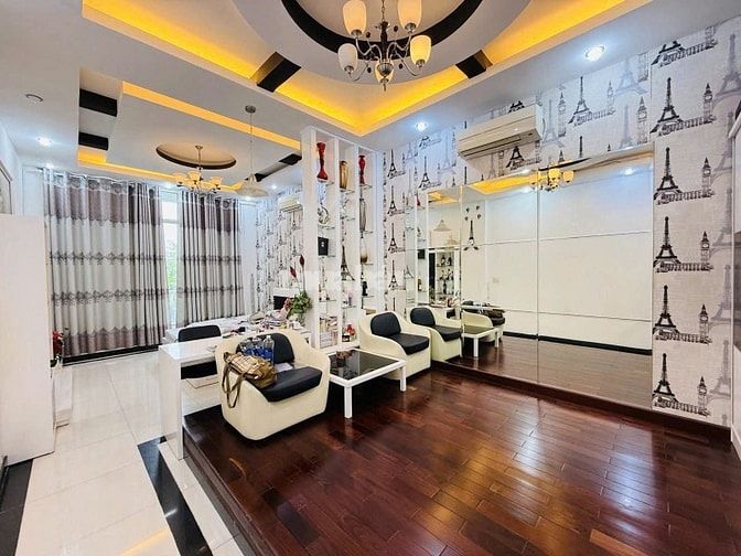 Mặt tiền cư xứ Phú Lâm A trục chính 4x20 5 tầng