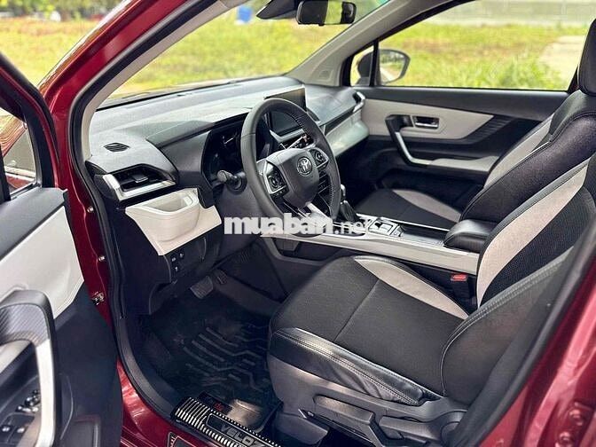 Toyota Veloz Cross TOP 2024 48.000 km Đỏ