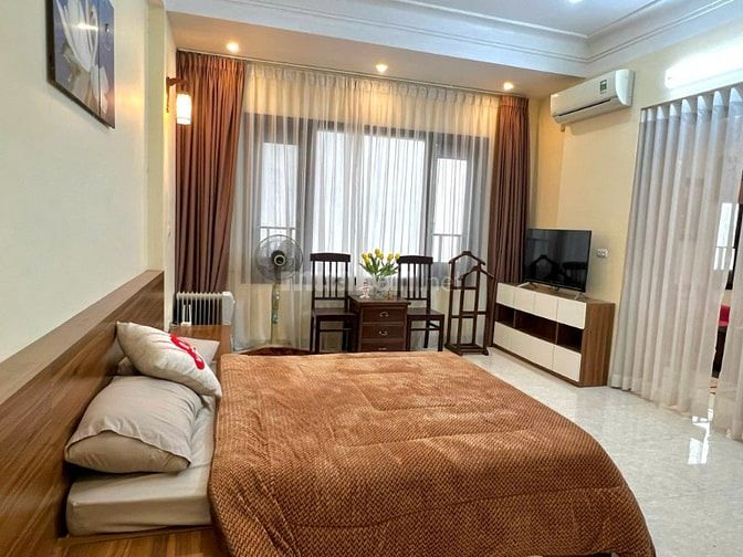 Cho thuê căn hộ tại ngõ 4 Liễu Giai diện tích 80m2 1 ngủ giá 8 triệu 