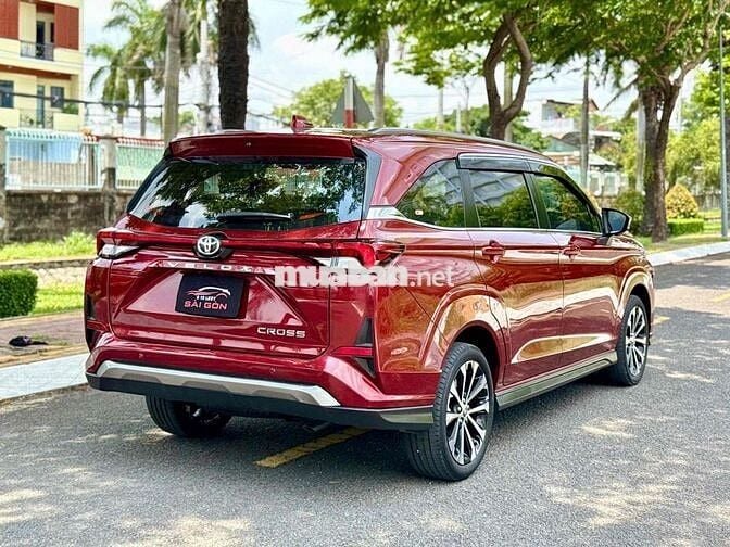 Toyota Veloz Cross TOP 2024 48.000 km Đỏ