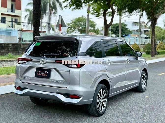 Toyota Avanza 2023 50.000 km Bạc