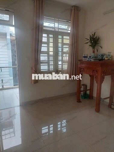 CHO THUÊ NHÀ 3 TẦNG FULL NT SAT KDC HỒNG LONG, P.HBP THỦ ĐỨC.