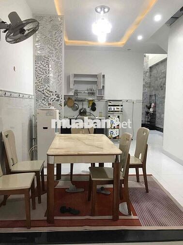 cho thuê nhà 3 tầng ,có. 3pn ,3wc. nội thất đầy đủ.